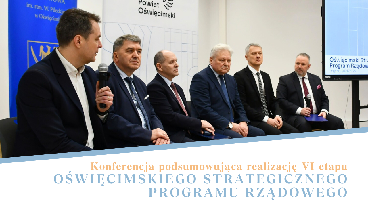Zdjęcie z panelistami konferencji podsumowującej OSPR