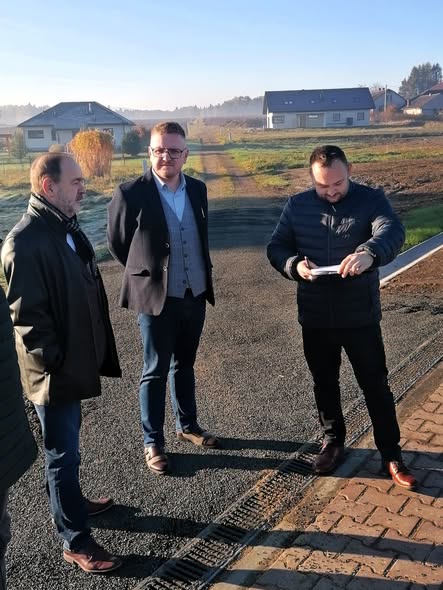 Osoby podpisujące protokół odbioru inwestycji