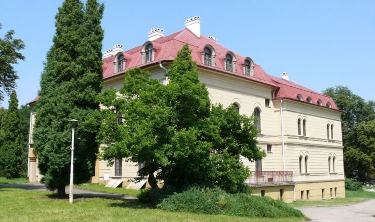 Pałac w Grojcu