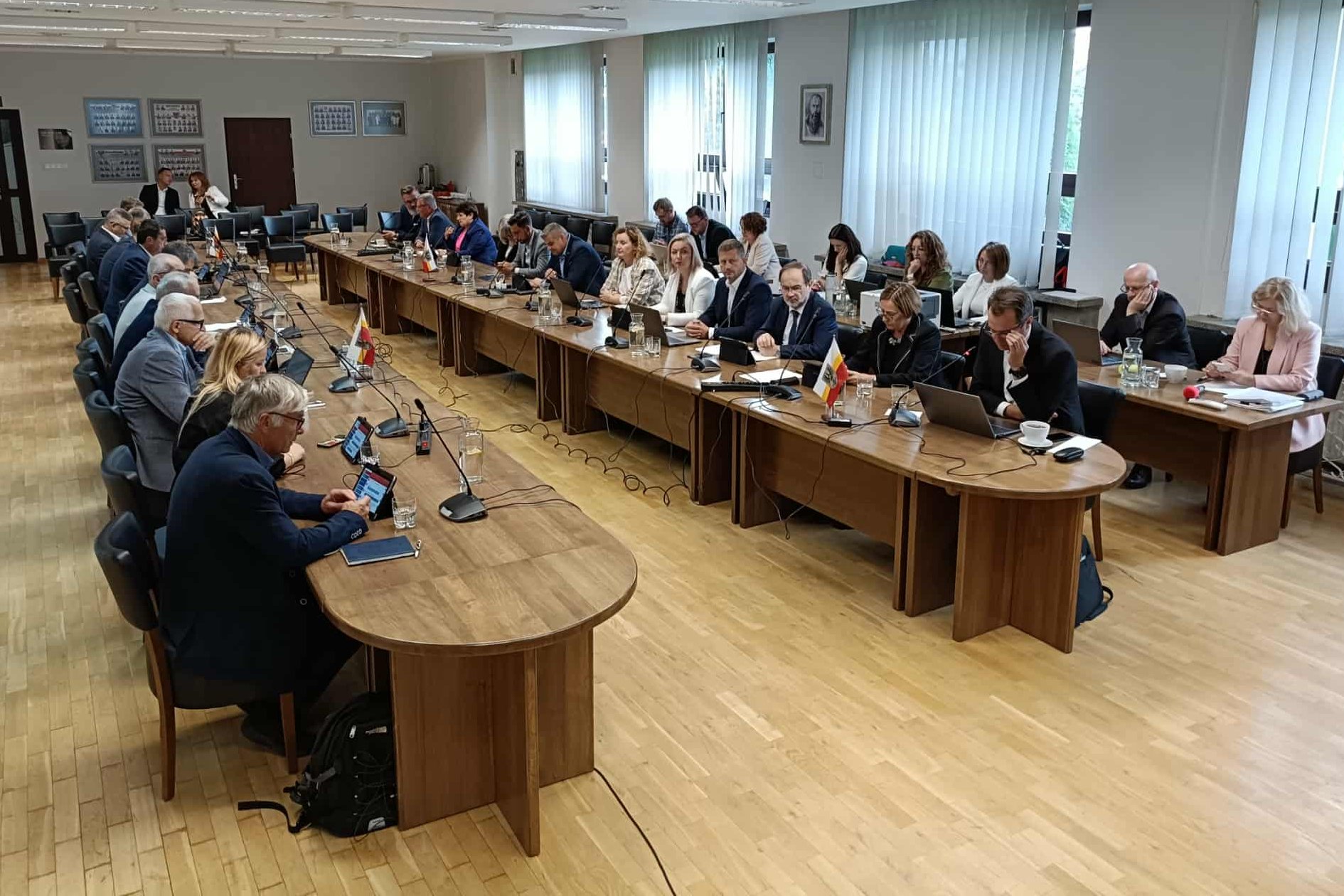 Widok na salę podczas obrad radnych