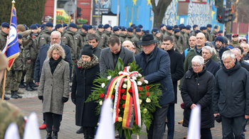 Obraz główny aktualności o tytule Pamięć o oswobodzeniu Oświęcimia – 81 lat od zakończenia niemieckiej okupacji 