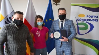 Obraz główny aktualności o tytule Powiat Oświęcimski wspiera młodych sportowców i dopinguje do sięgania po najwyższe laury 