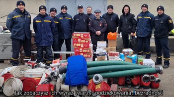 Obraz główny aktualności o tytule Łączy ich potrzeba pomagania (film) 