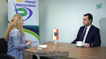 Obraz główny aktualności o tytule Rozmowa ze starostą oświęcimskim Andrzejem Skrzypińskim (film) 